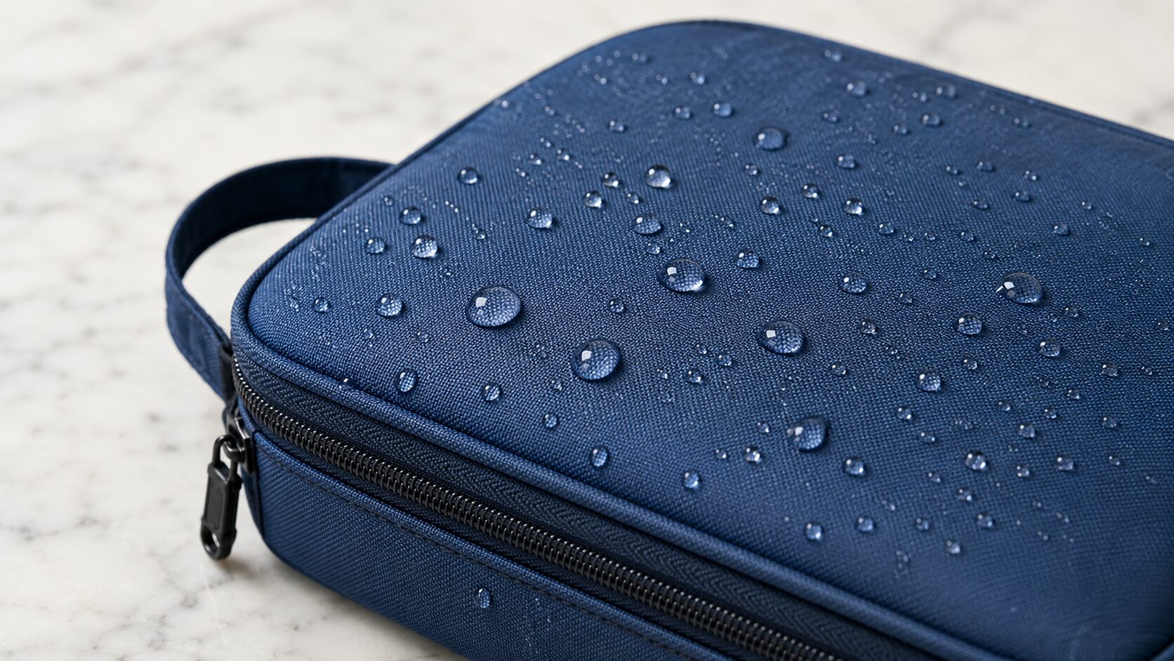 Water-Resistant Exterior lnsulin bag