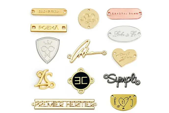 pet bag Metal-Plate-Logo